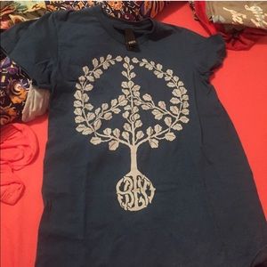 Obey Tee